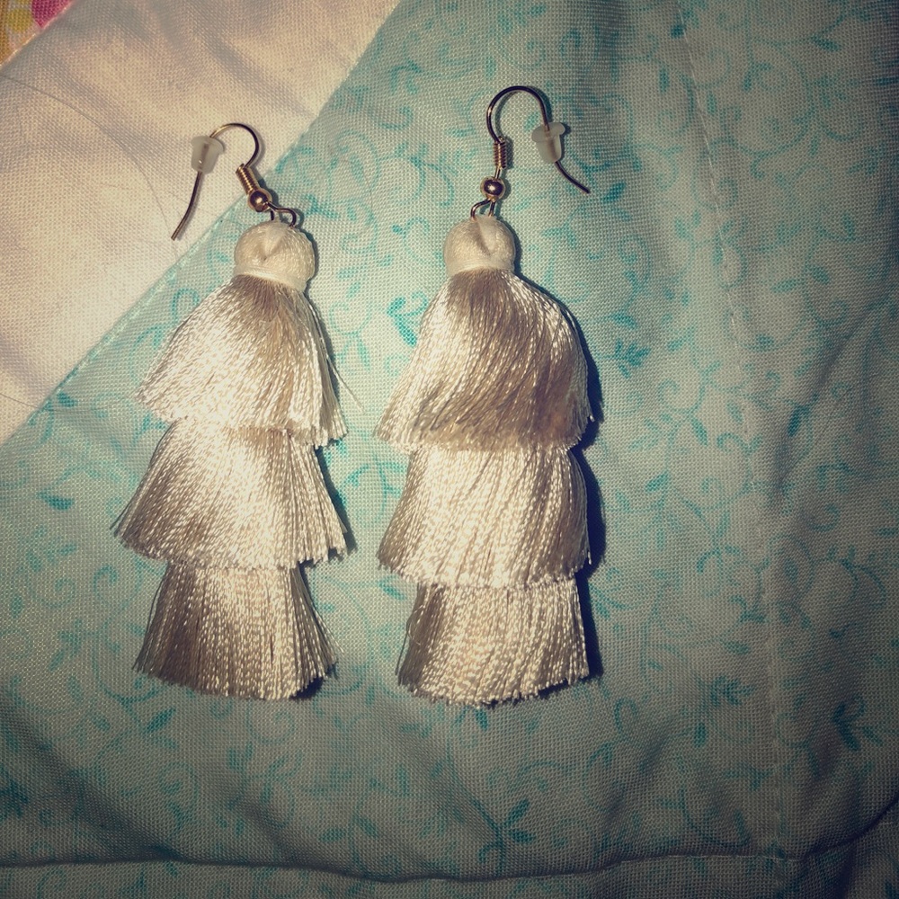 Cream fringe earrings!
